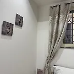 La Casa Di Tiche * باليرمو